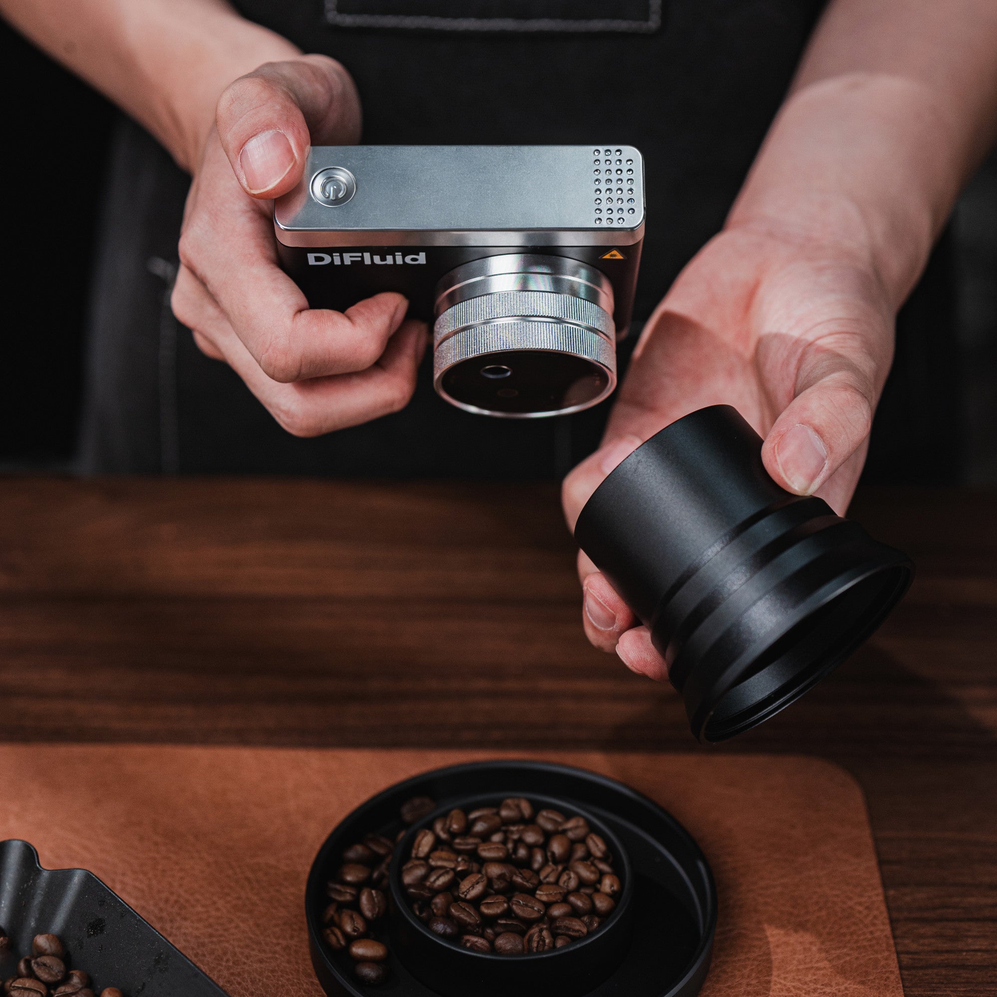 DiFluid OmniFlux | Live Coffee Roasting Color Tracker